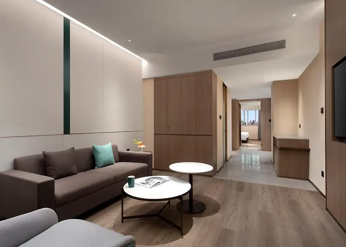 Holiday Inn Jing'An- Railway Station Hub Free Laundry Panoramic Gym