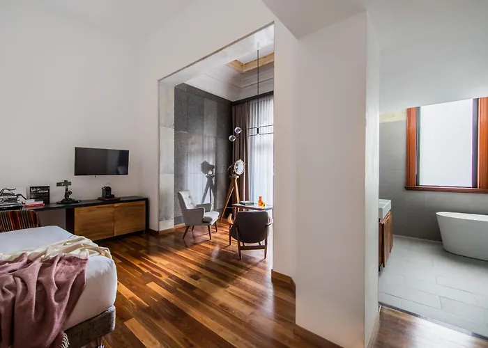 The Old Clare By Ode Hotels