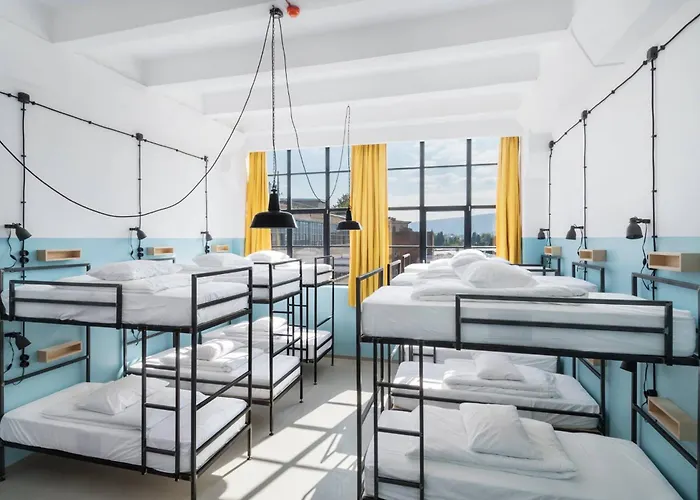 Fabrika Hostel&Suites