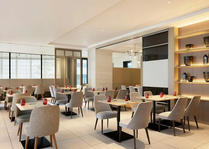 Courtyard By Marriott Osaka Honmachi