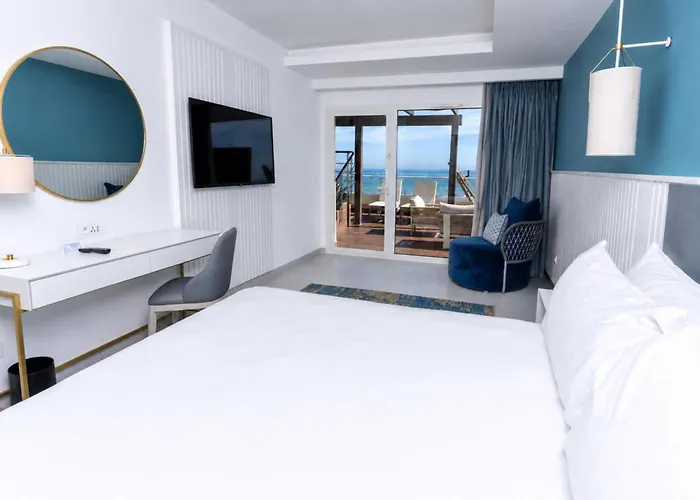 Hilton Skanes Beach