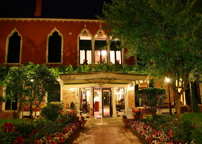Pensione Accademia - Villa Maravege