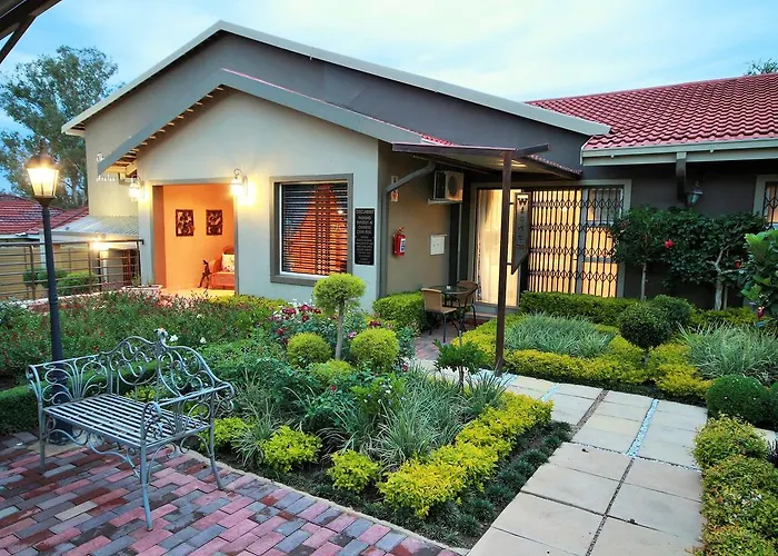 Avalon Guest Manor
