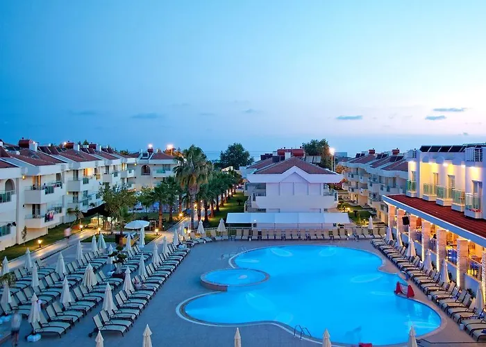 Hotel Dream Family Club Side