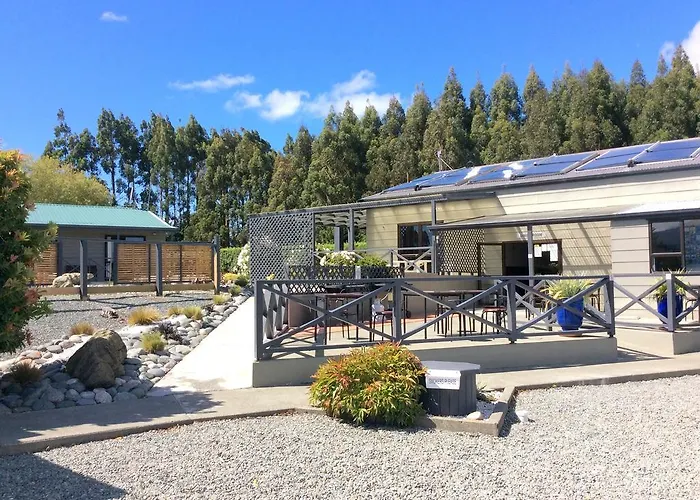 Fiordland Great Views Holiday Park