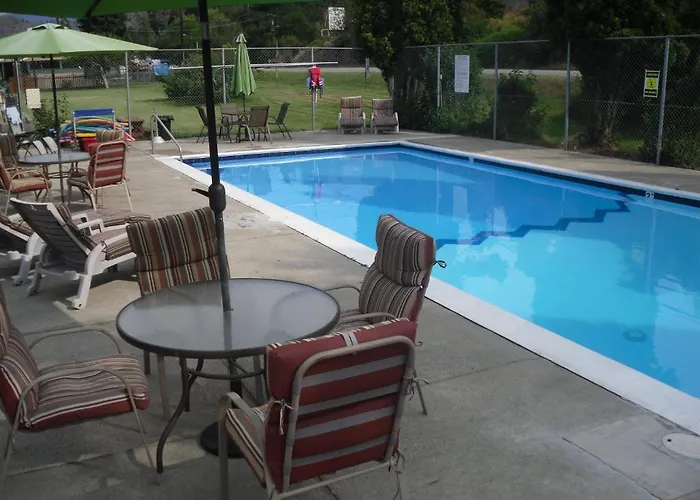 Johnny'S Motel
