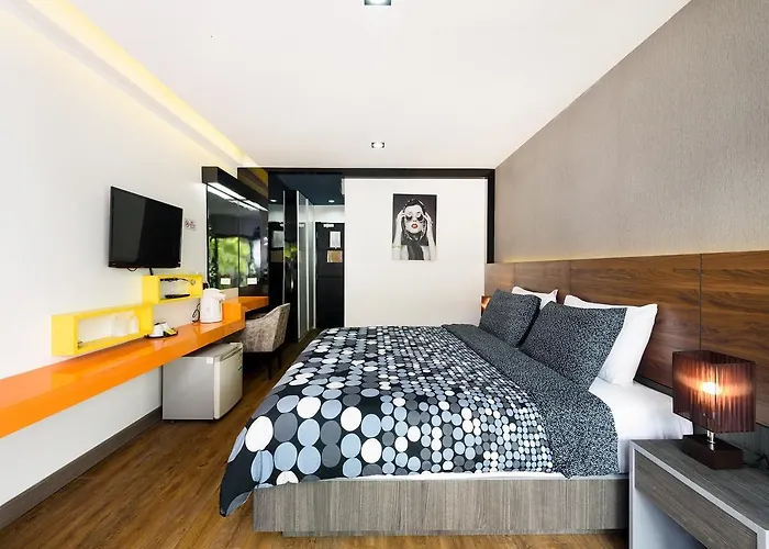 The Loft Seaside Sriracha Hotel