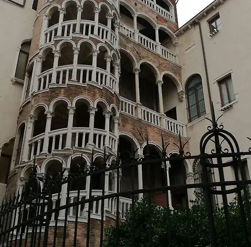Alloggi alla Scala del Bovolo