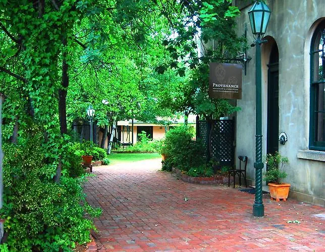Provenance Accommodation