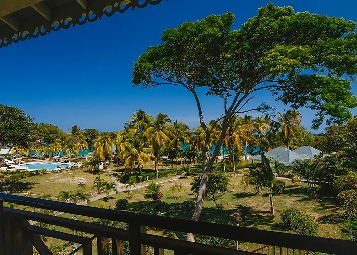 Bequia Beach Hotel - Luxury Boutique Resort Friendship