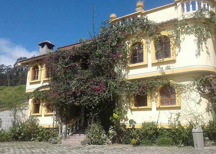 Hostal Curinan