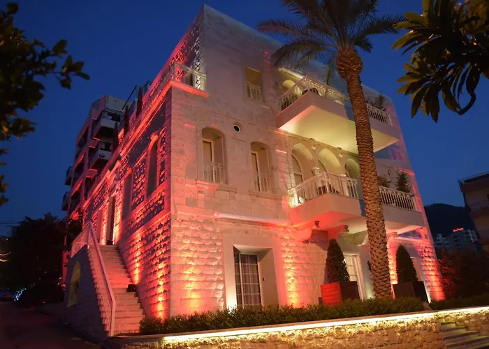 Luxor Hotel