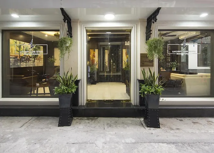 Ancient Lane Hotel