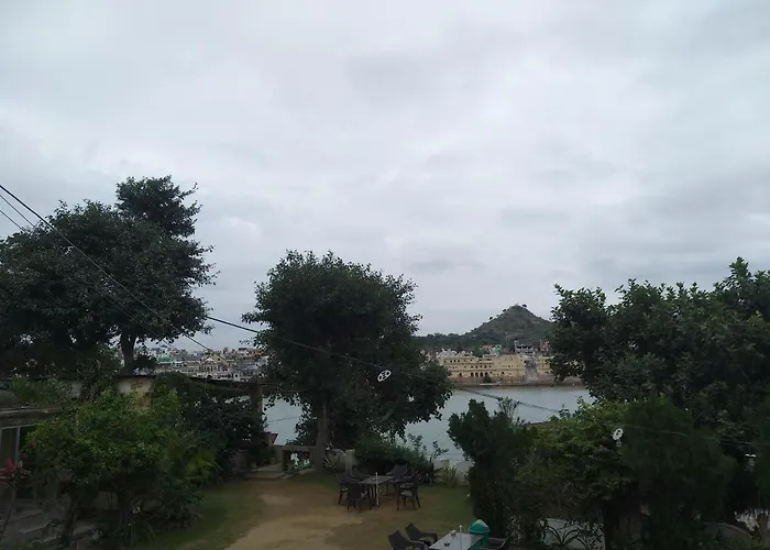 Radhika Palace Hotel