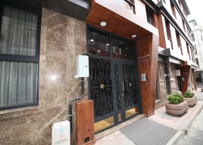 Corner Suite