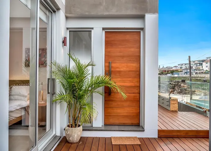 Tamarama Apartments