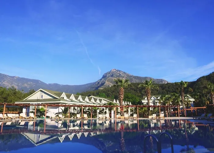 Green Forest Holiday Village