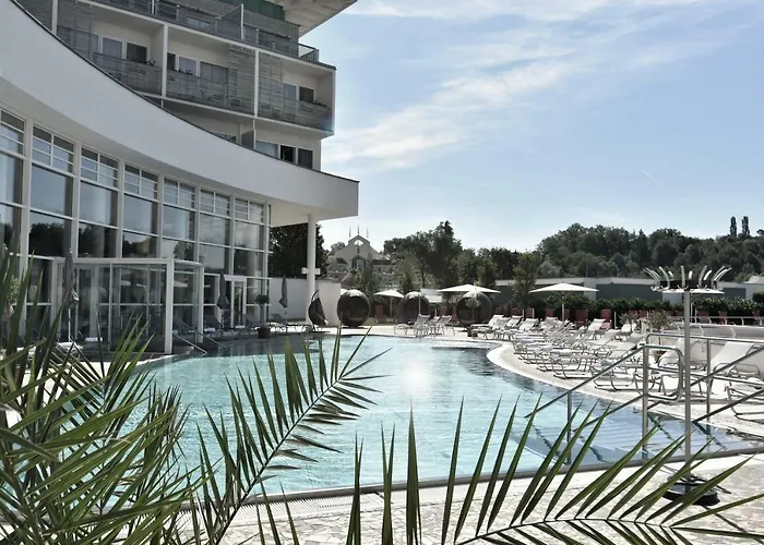 Reduce Hotel Vital