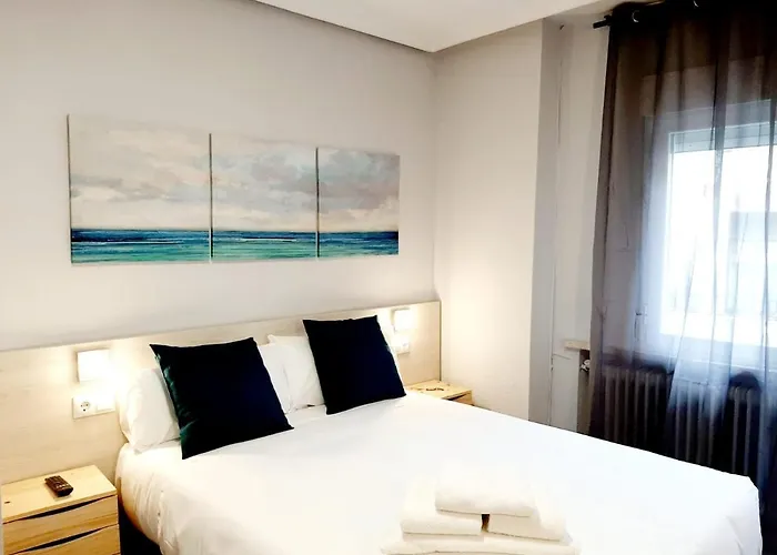 Hostal Lucia By Gaiarooms