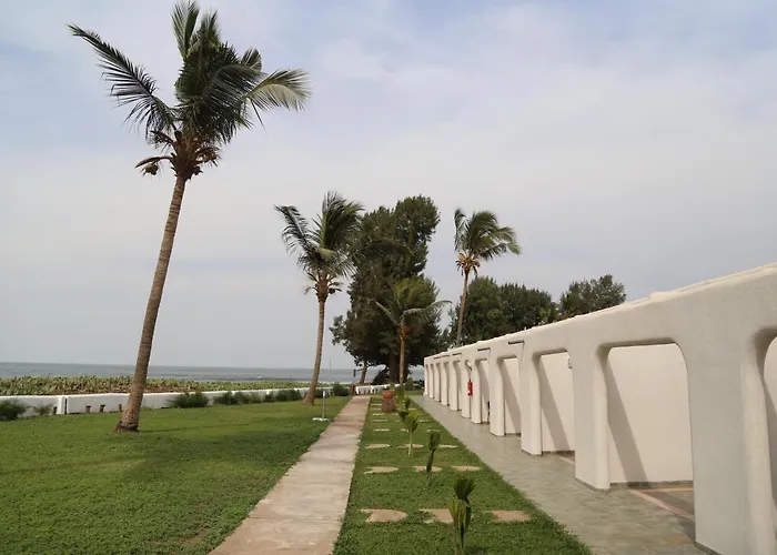 Sunbeach Hotel & Resort