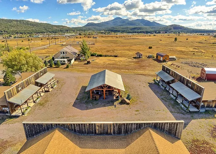 Trapper'S Rendezvous Bed & Breakfast Williams