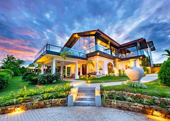 Fox Kandy By Fox Resorts - Luxury In The Mist